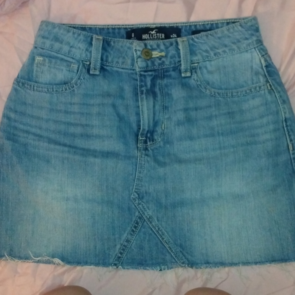 Hollister high rise skirt